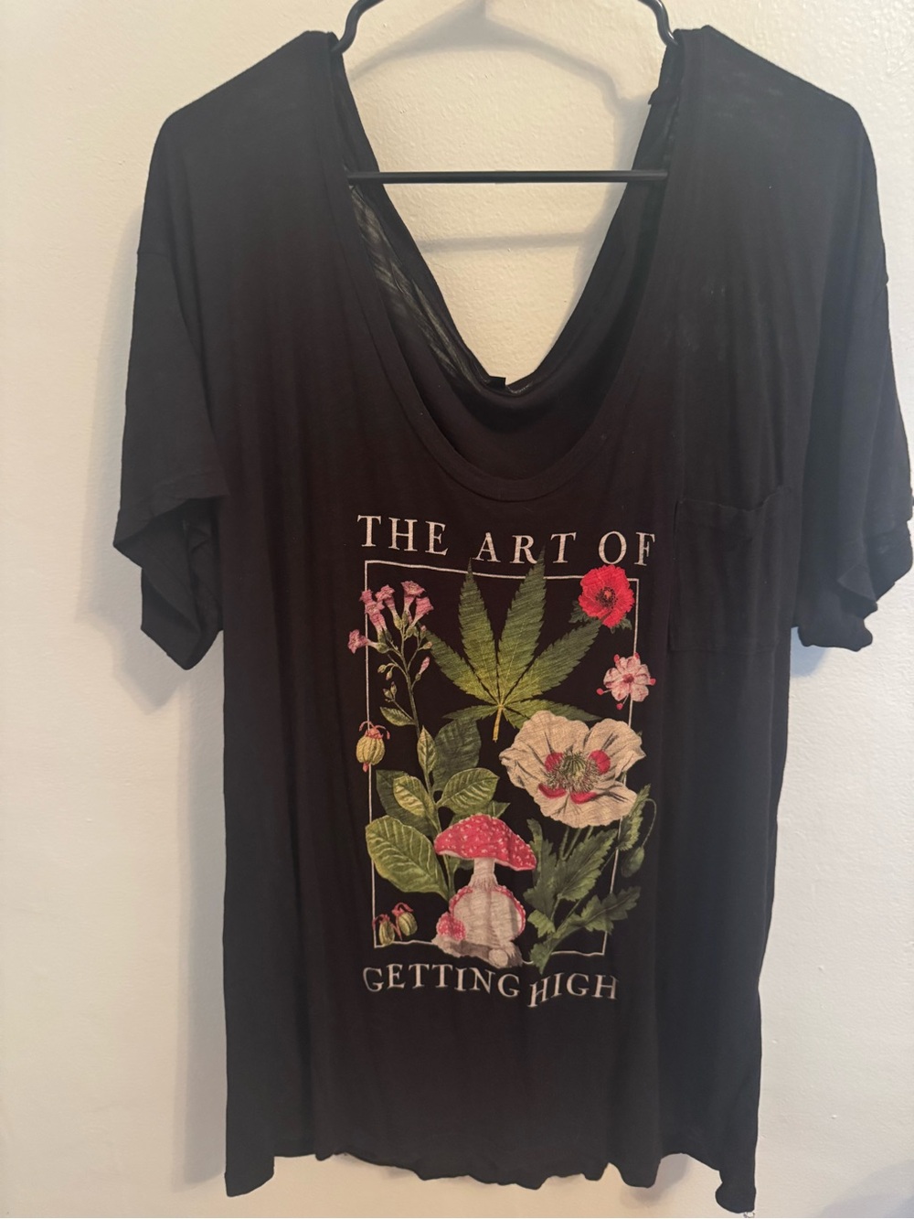 Vintage Urban Outfitters-Black Graphic Tee "The Art of Getting High"